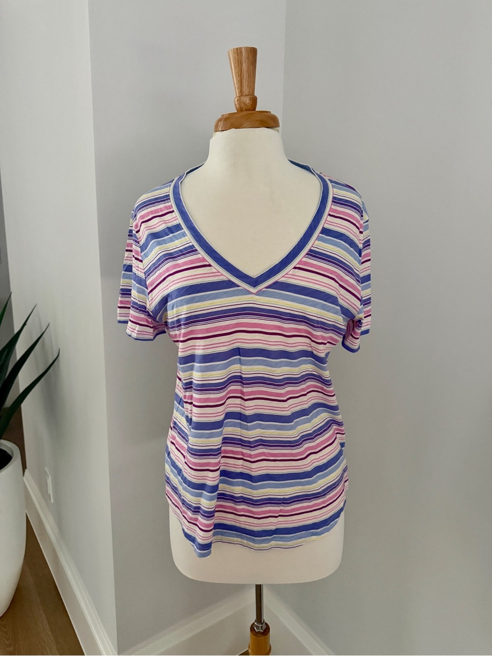 LOFT Striped V-Neck Short Sleeve Striped Tee